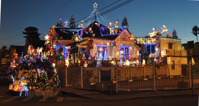 christmas lights house monterey 131213cr